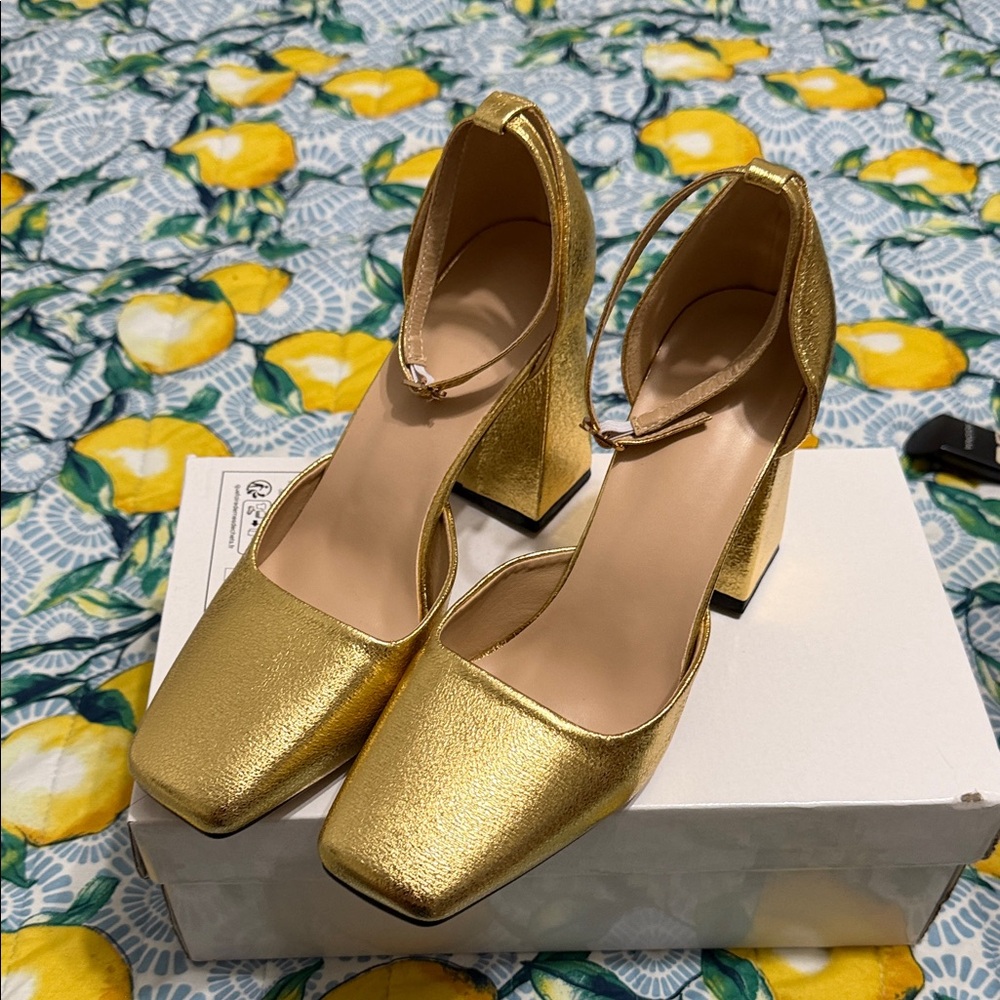 SHEIN Gold Block Heel Women's Shoes